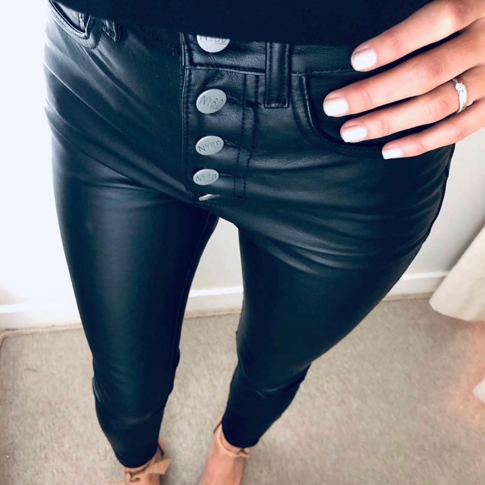 Faux leather skinny pants